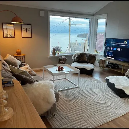 Koselig Med Utsikt, Gaavstand Fra Sentrum